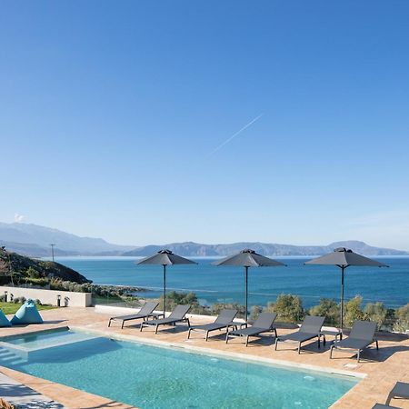 Pietra Di Mare Aparthotel Petres  ภายนอก รูปภาพ