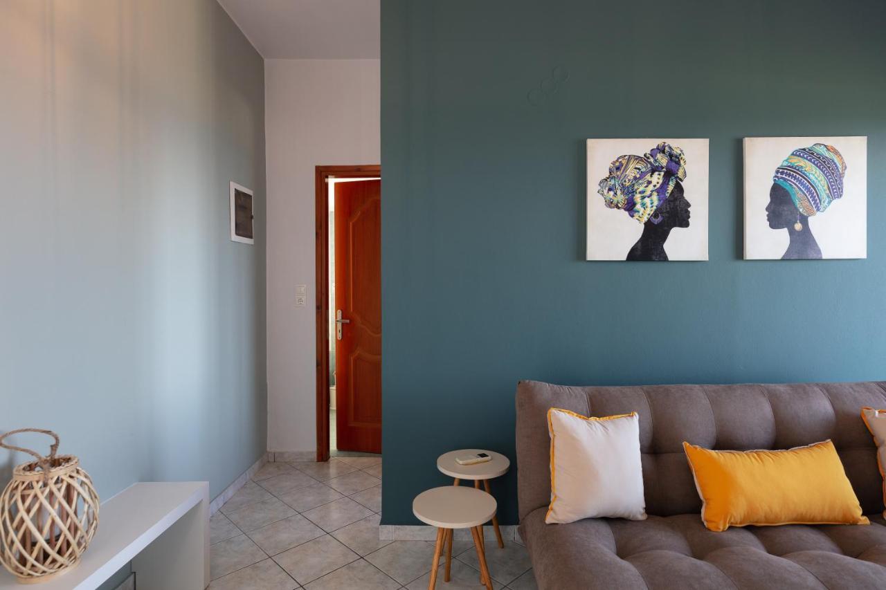 Pietra Di Mare Aparthotel Petres  ภายนอก รูปภาพ